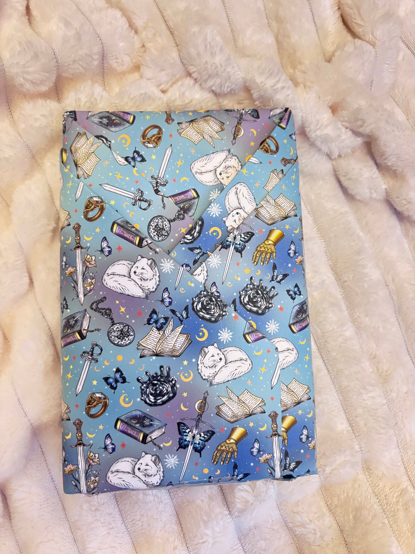 ✨ Blind Date with a Book  – Surprise Book & Treats Bundle ✨