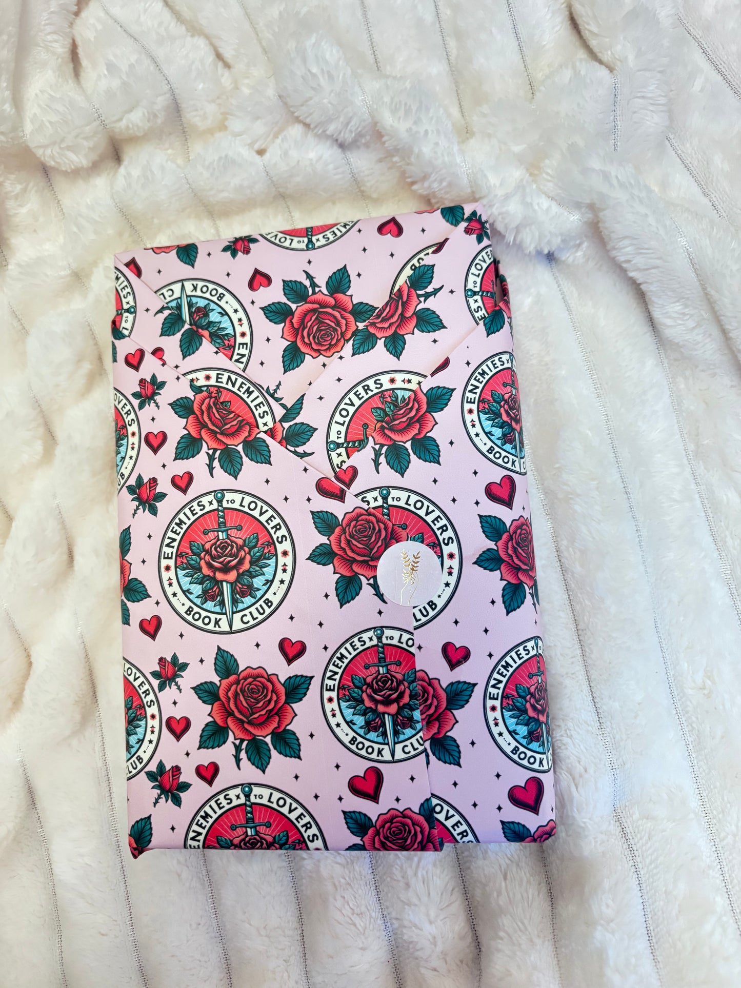 ✨ Blind Date with a Book  – Surprise Book & Treats Bundle ✨