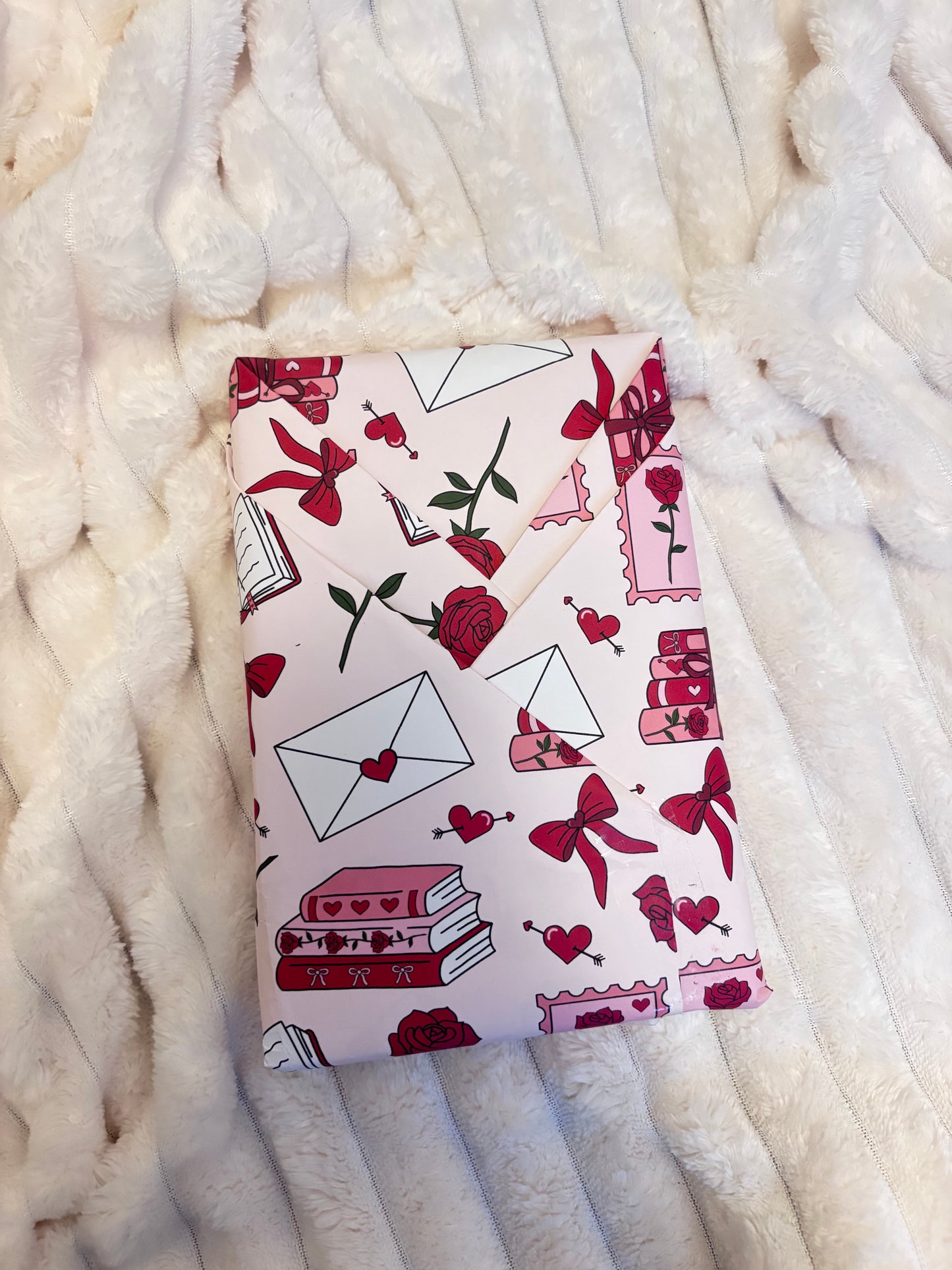 ✨ Blind Date with a Book  – Surprise Book & Treats Bundle ✨